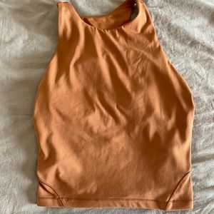 Womens athletic crop sports top